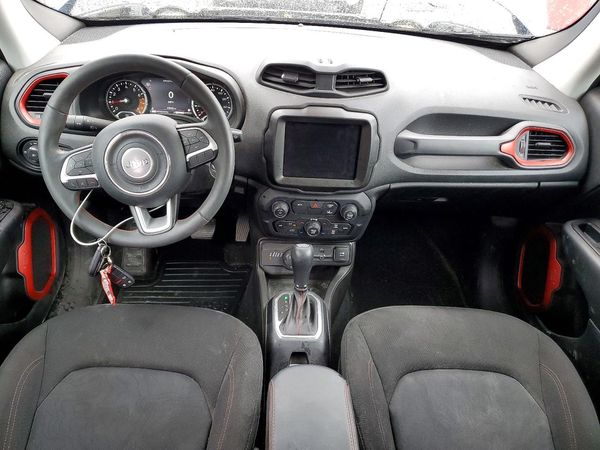 2023 JEEP RENEGADE TRAILHAWK 4X4