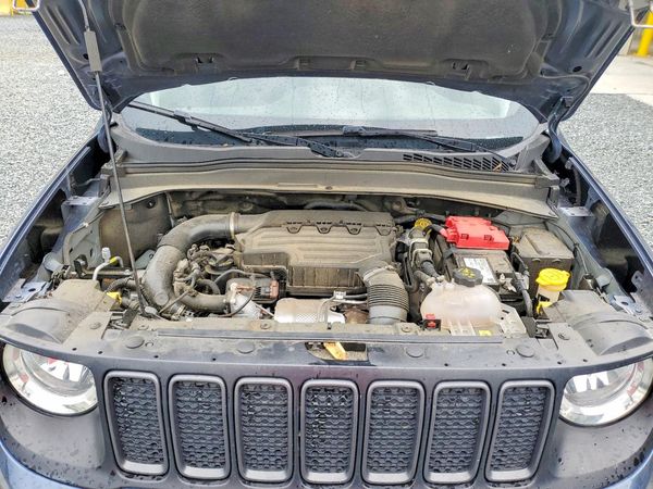 2023 JEEP RENEGADE TRAILHAWK 4X4