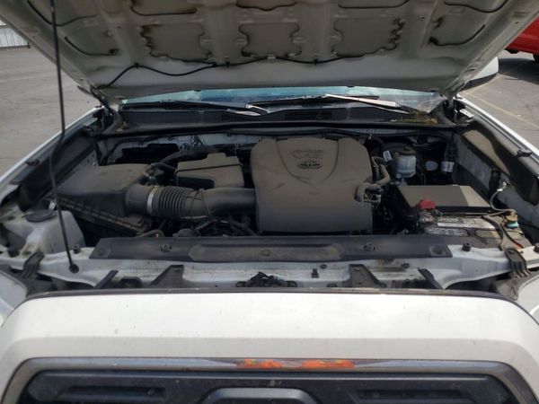 2019 TOYOTA TACOMA
