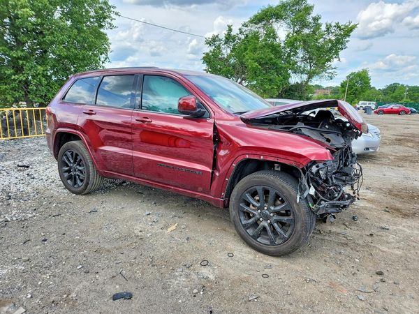 2020 JEEP GRAND CHEROKEE Laredo
