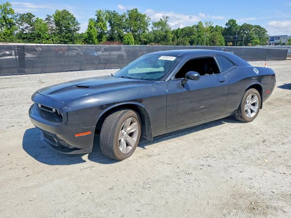 2017 DODGE CHALLENGER SXT