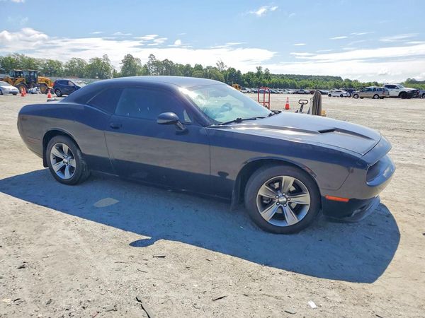 2017 DODGE CHALLENGER SXT