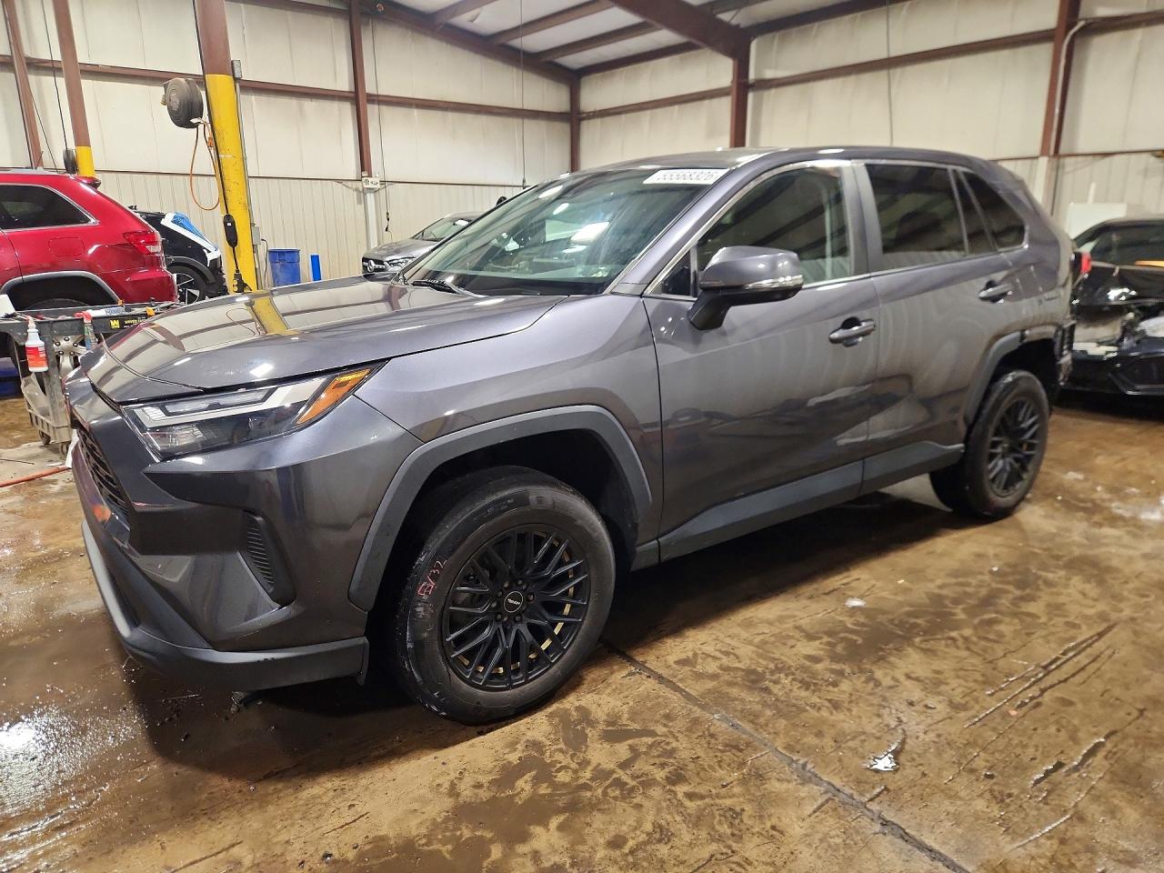 2023 TOYOTA RAV4 LE