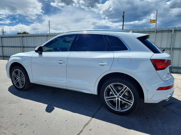 2021 AUDI Q5 E