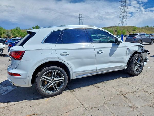 2021 AUDI Q5 E