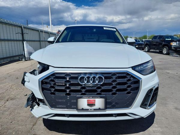 2021 AUDI Q5 E