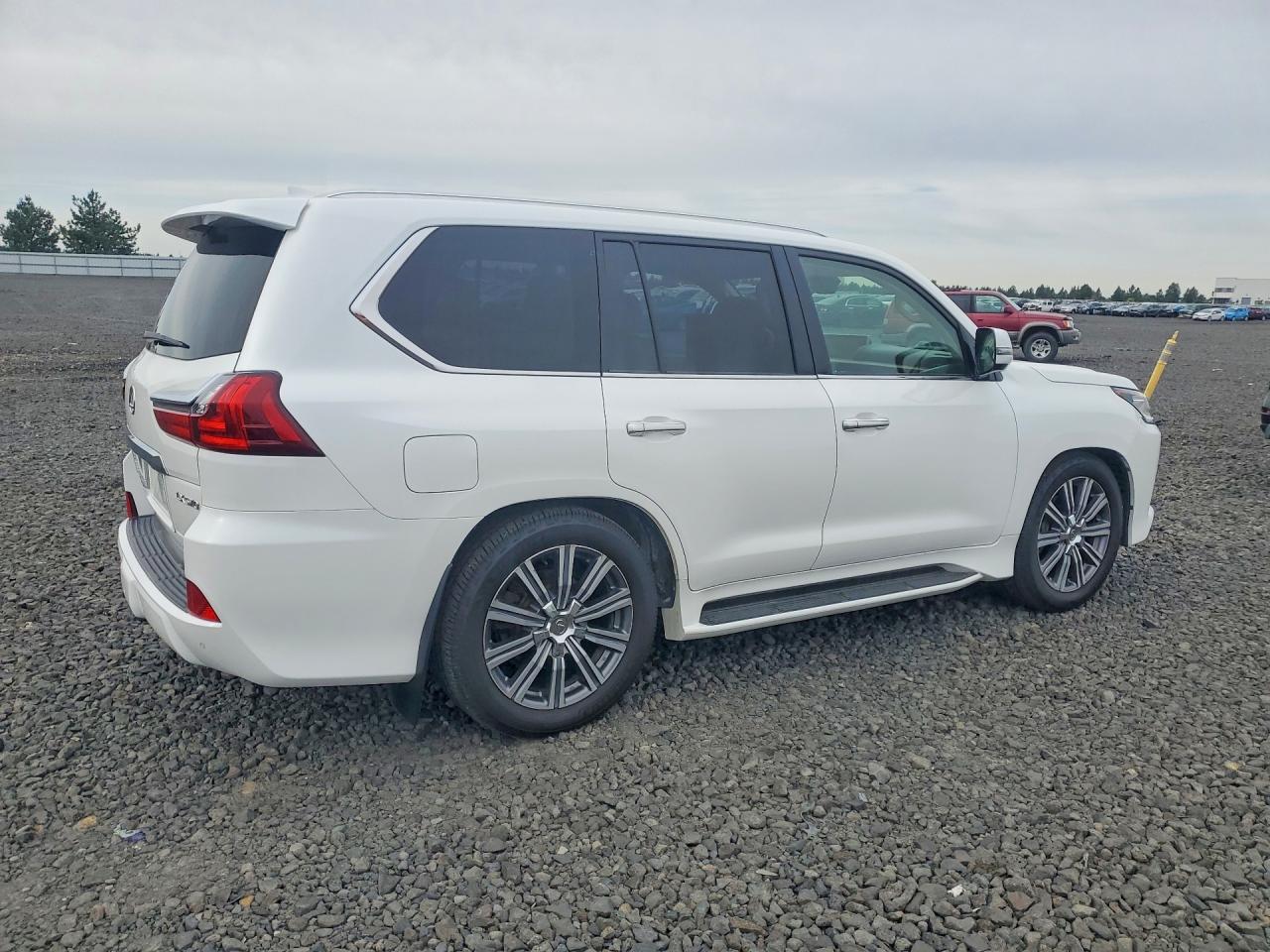 2017 LEXUS LX 570