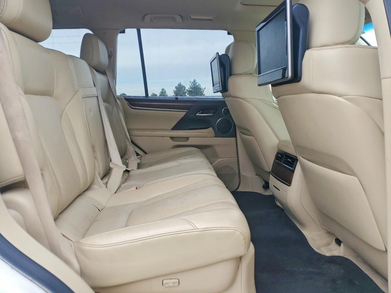 2017 LEXUS LX 570