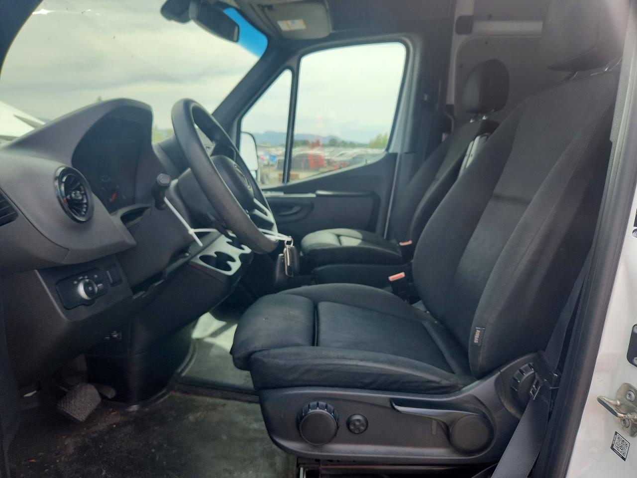 2021 MERCEDES-BENZ SPRINTER 907 (VS30)