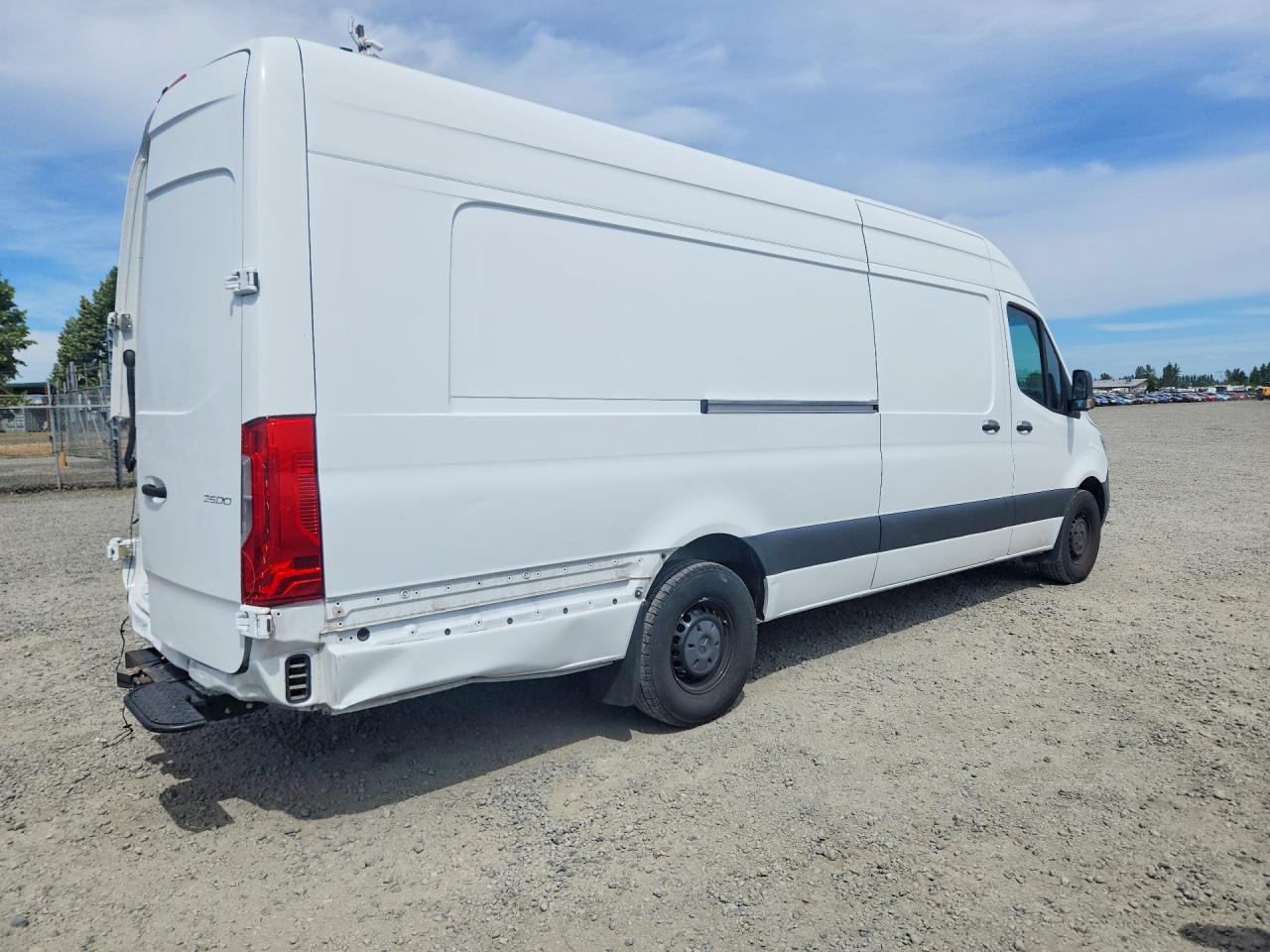 2021 MERCEDES-BENZ SPRINTER 907 (VS30)