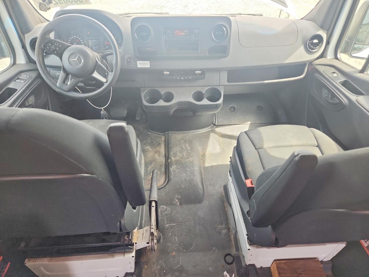 2021 MERCEDES-BENZ SPRINTER 907 (VS30)