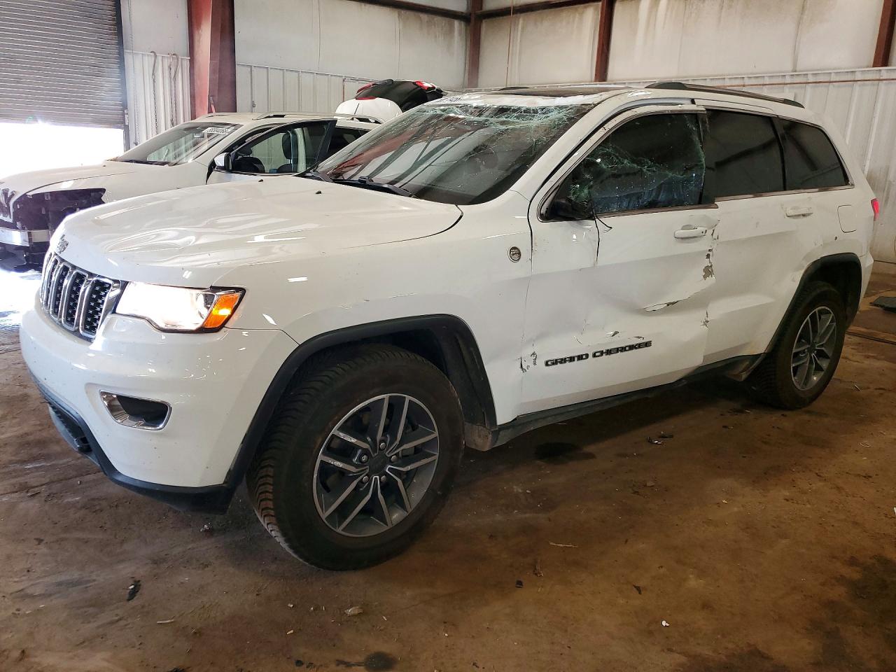 2020 JEEP GRAND CHEROKEE Laredo
