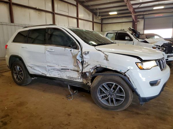 2020 JEEP GRAND CHEROKEE Laredo