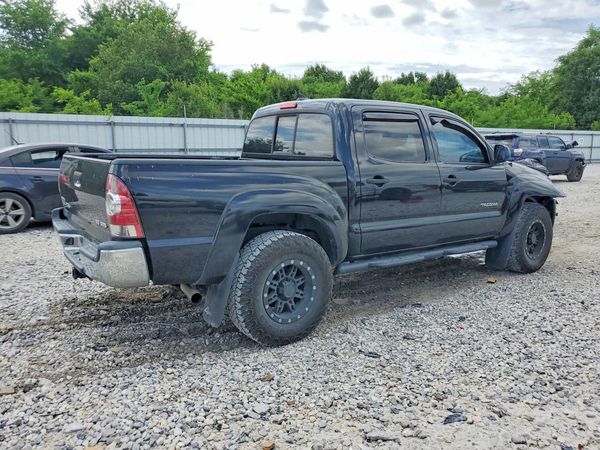 2015 TOYOTA TACOMA Delux Grade