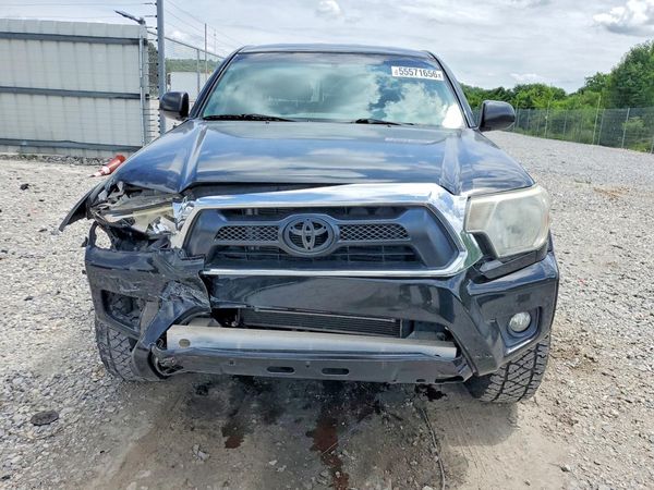 2015 TOYOTA TACOMA Delux Grade