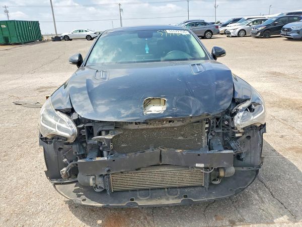 2019 KIA STINGER Base