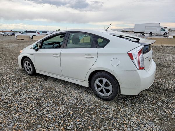 2015 TOYOTA PRIUS