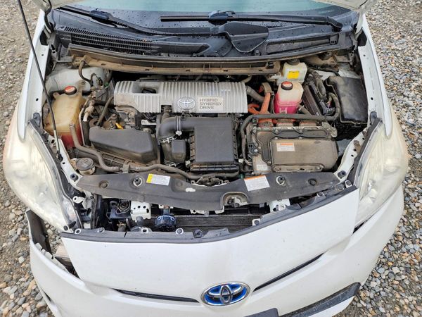2015 TOYOTA PRIUS