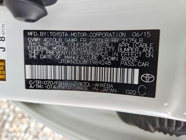 2015 TOYOTA PRIUS