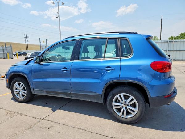 2017 VOLKSWAGEN TIGUAN