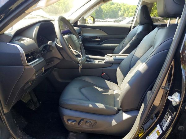 2025 TOYOTA GRAND HIGHLANDER