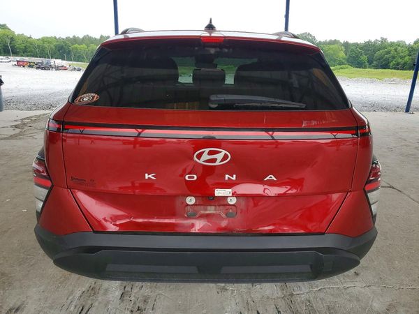 2024 HYUNDAI KONA SE