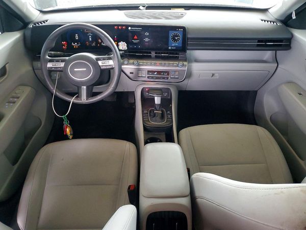 2024 HYUNDAI KONA SE