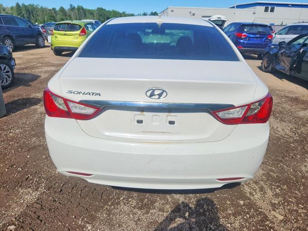 2012 HYUNDAI SONATA Middle-low level