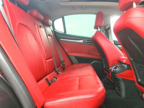 2018 ALFA ROMEO STELVIO AWD