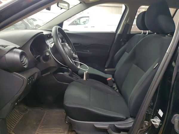 2024 NISSAN KICKS