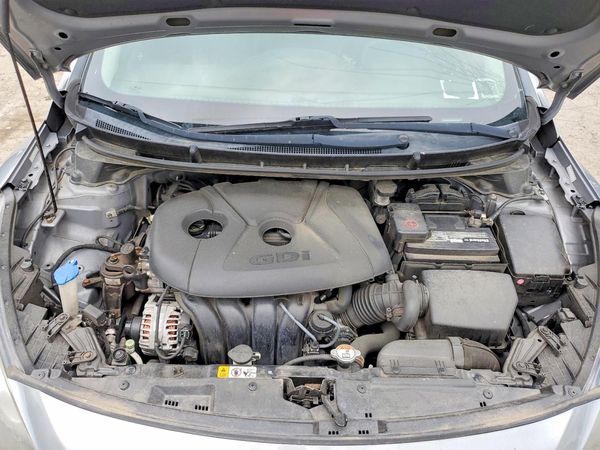2016 HYUNDAI ELANTRA