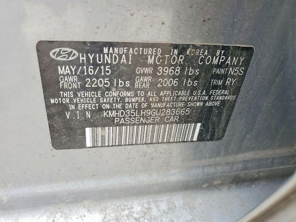 2016 HYUNDAI ELANTRA