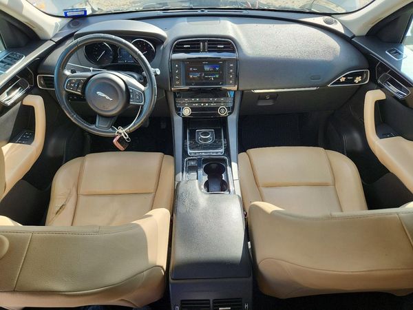 2018 JAGUAR F-PACE S