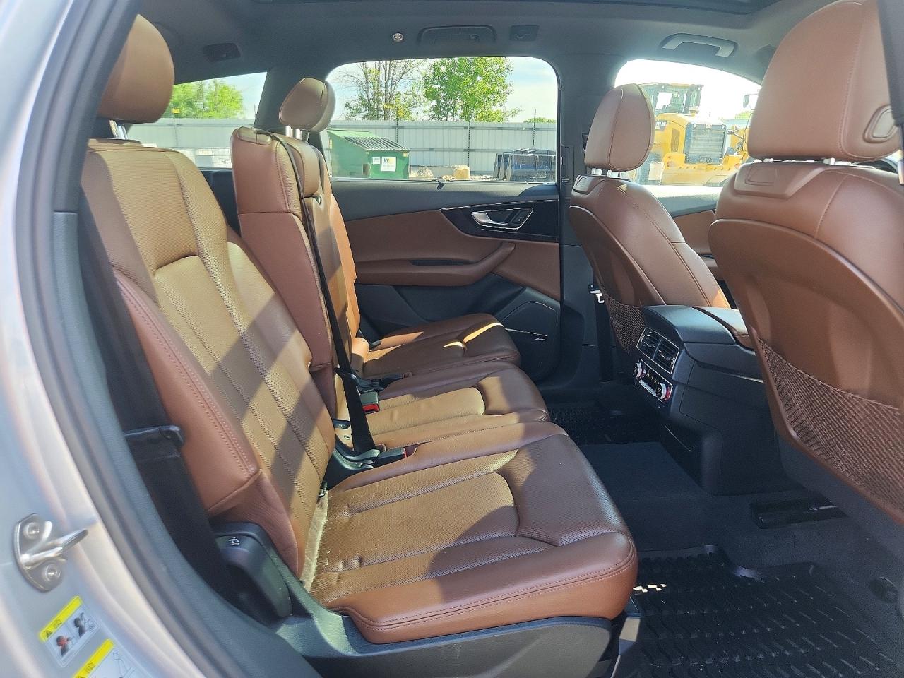 2017 AUDI Q7 quattro Prestige