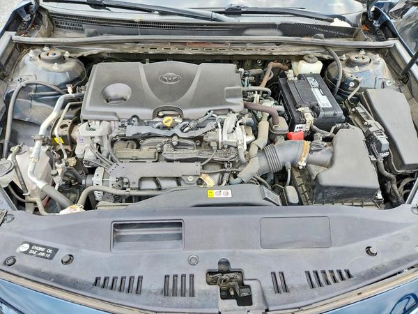 2019 TOYOTA CAMRY
