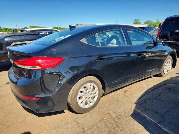 2017 HYUNDAI ELANTRA