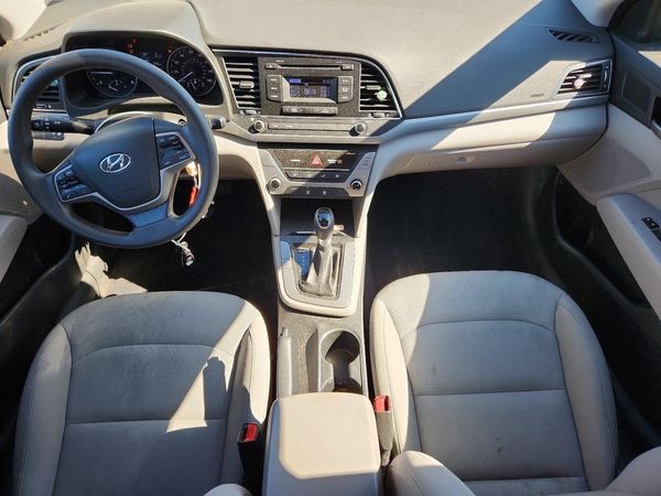 2017 HYUNDAI ELANTRA