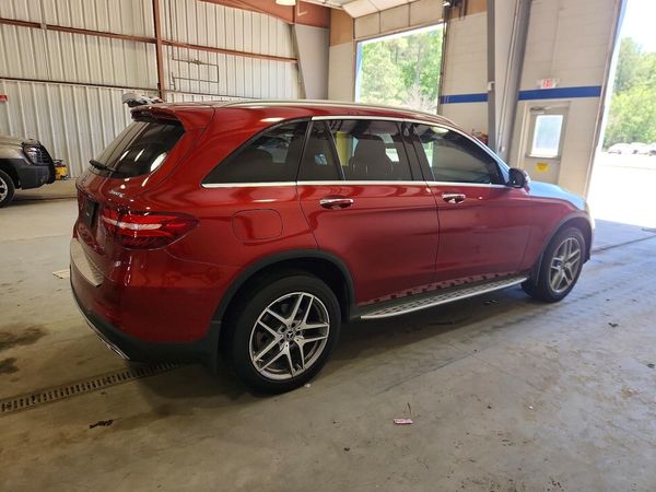2018 MERCEDES-BENZ GLC