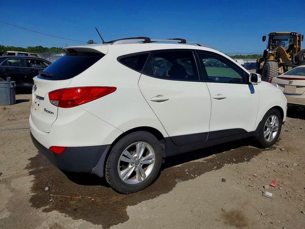 2013 HYUNDAI TUCSON