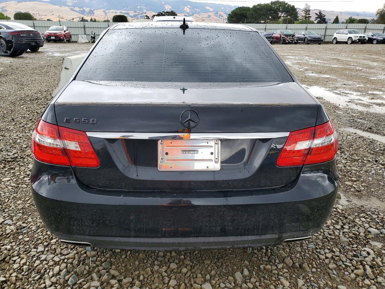 2011 MERCEDES-BENZ E E550