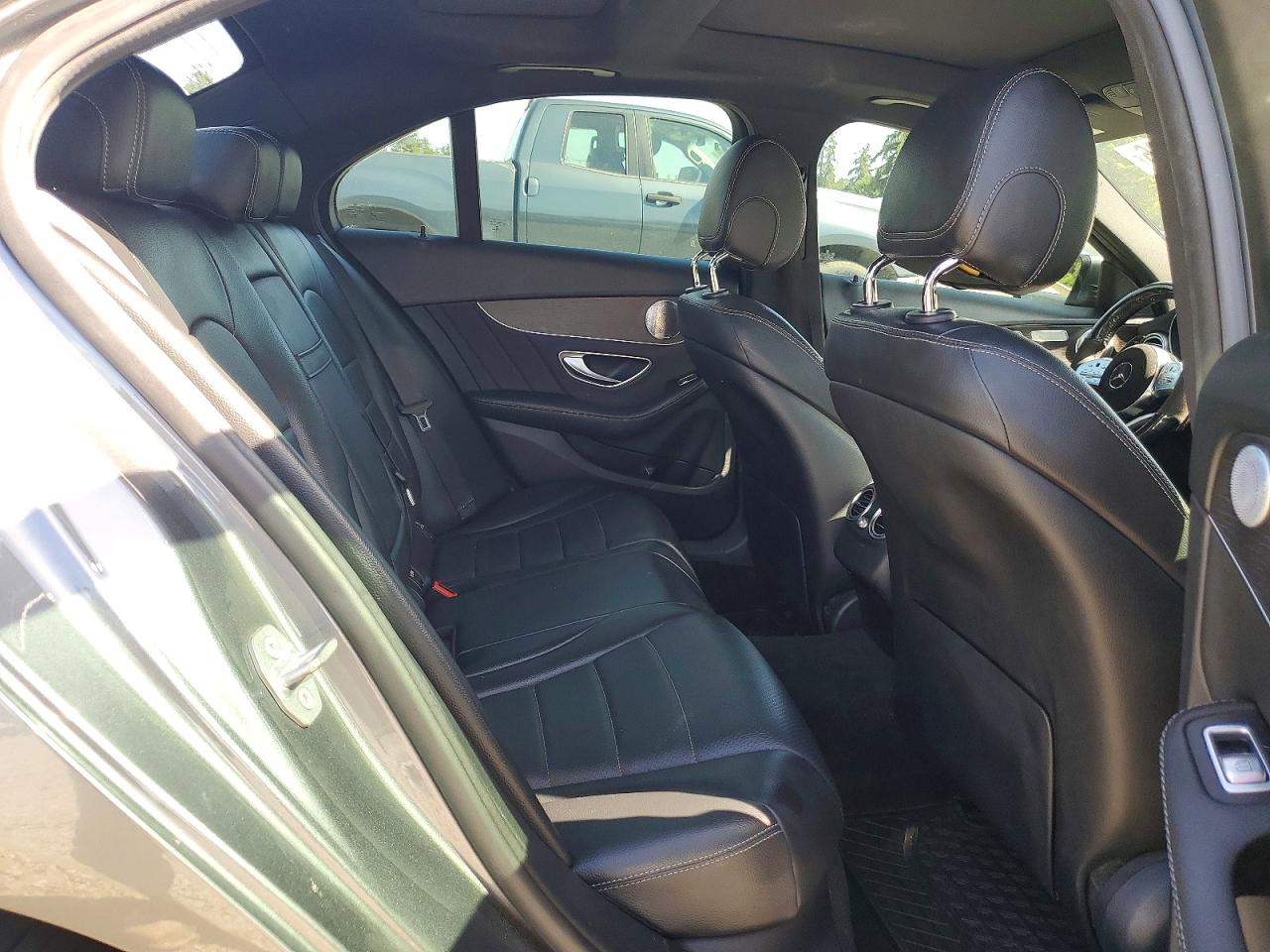 2019 MERCEDES-BENZ C C300