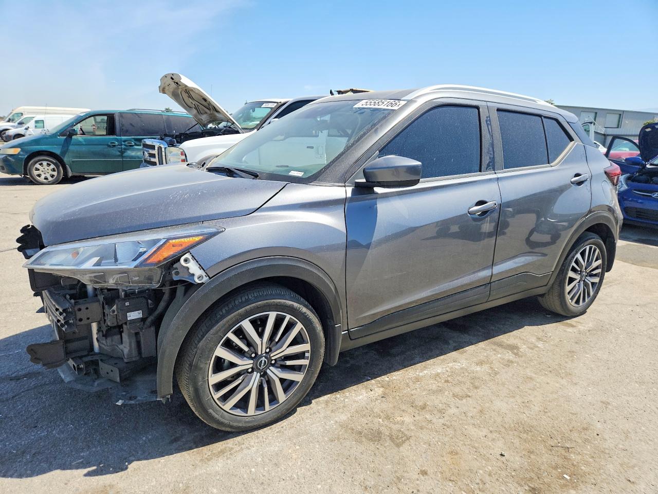 2022 NISSAN KICKS