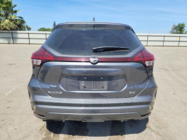 2022 NISSAN KICKS