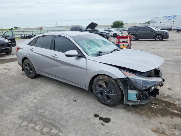 2021 HYUNDAI ELANTRA
