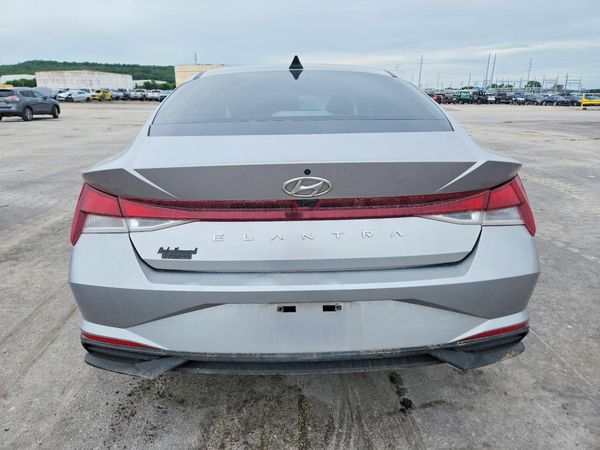 2021 HYUNDAI ELANTRA