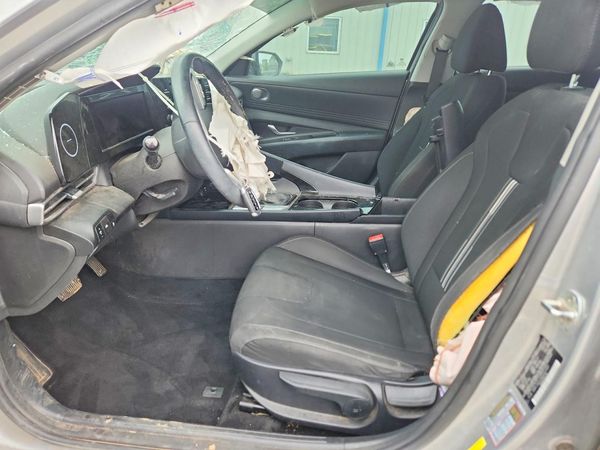 2021 HYUNDAI ELANTRA