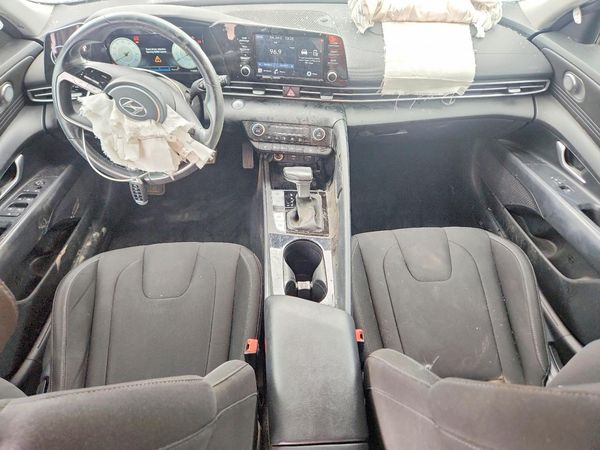 2021 HYUNDAI ELANTRA