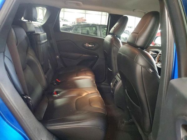 2019 JEEP CHEROKEE TRAILHAWK 4X4
