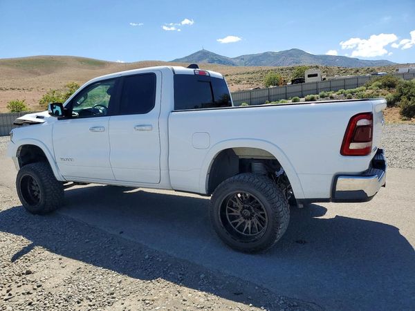 2020 RAM 1500 LARAMIE QUAD CAB 4X4