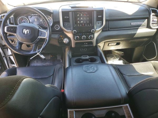 2020 RAM 1500 LARAMIE QUAD CAB 4X4